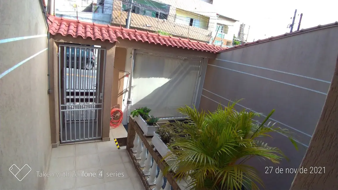 Sobrado com 3 quartos à venda, 177m2 em Parque Continental I, Guarulhos - SP - imagem 2 Foto 2 de Sobrado com 3 quartos à venda, 177m2 em Parque Continental I, Guarulhos - SP