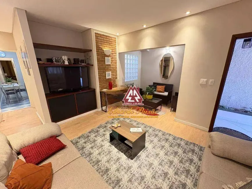 Foto 4 de Casa com 2 quartos à venda, 118m2 em Vila Galvão, Guarulhos - SP