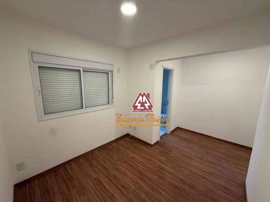 Foto 8 de Apartamento com 3 quartos para alugar, 145m2 em Jardim Flor da Montanha, Guarulhos - SP
