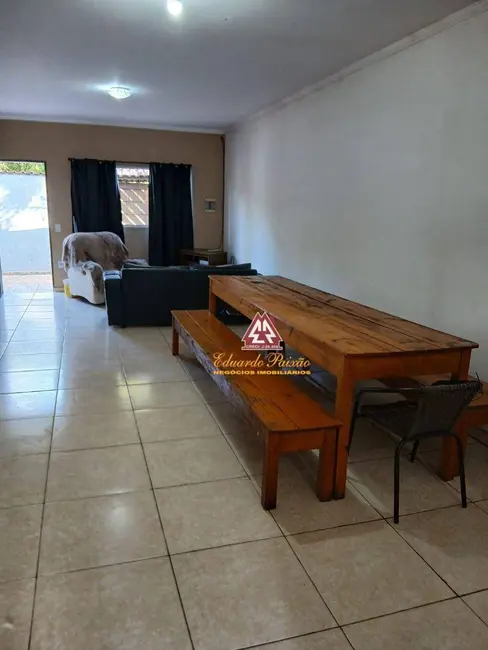 Foto 3 de Casa com 2 quartos à venda, 280m2 em Itanhaem - SP