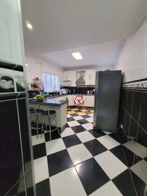 Foto 5 de Sobrado com 3 quartos à venda, 125m2 em Parque Continental I, Guarulhos - SP