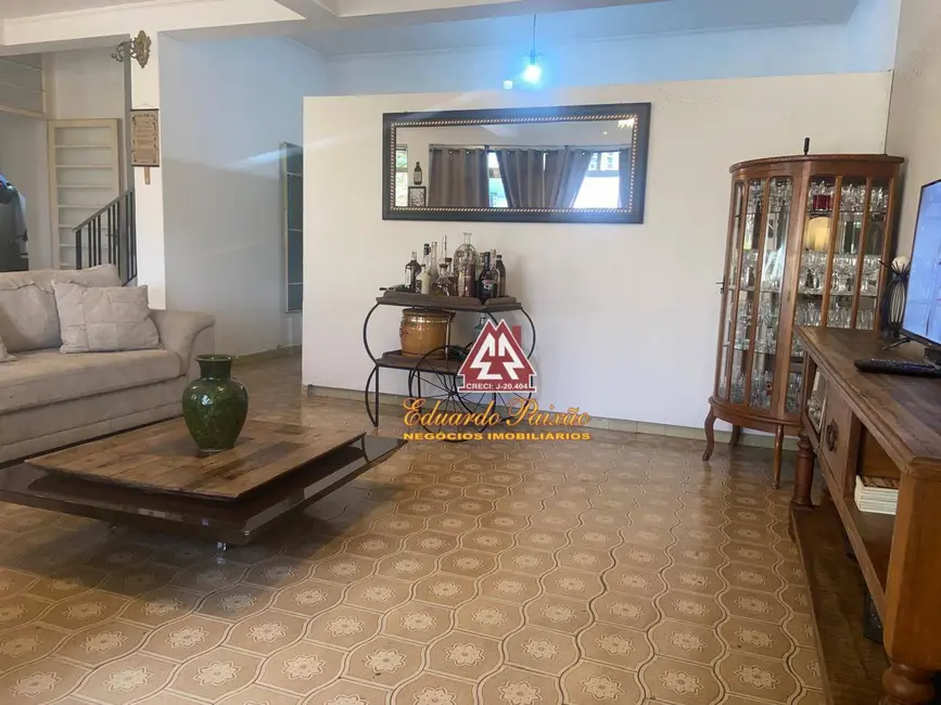 Foto 6 de Sobrado com 3 quartos à venda e para alugar, 335m2 em Vila Galvão, Guarulhos - SP