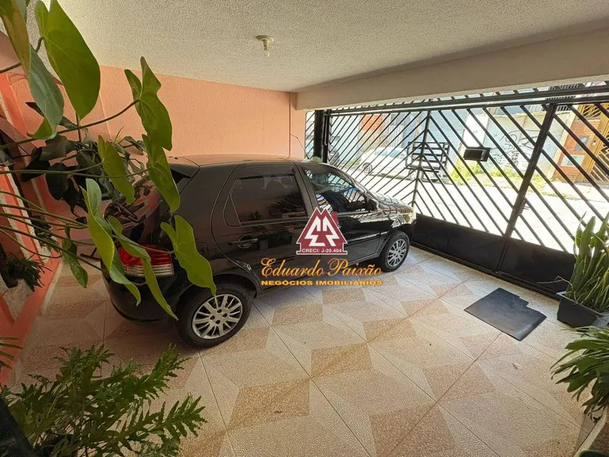 Foto 1 de Sobrado com 2 quartos para alugar, 158m2 em Jardim Terezópolis, Guarulhos - SP