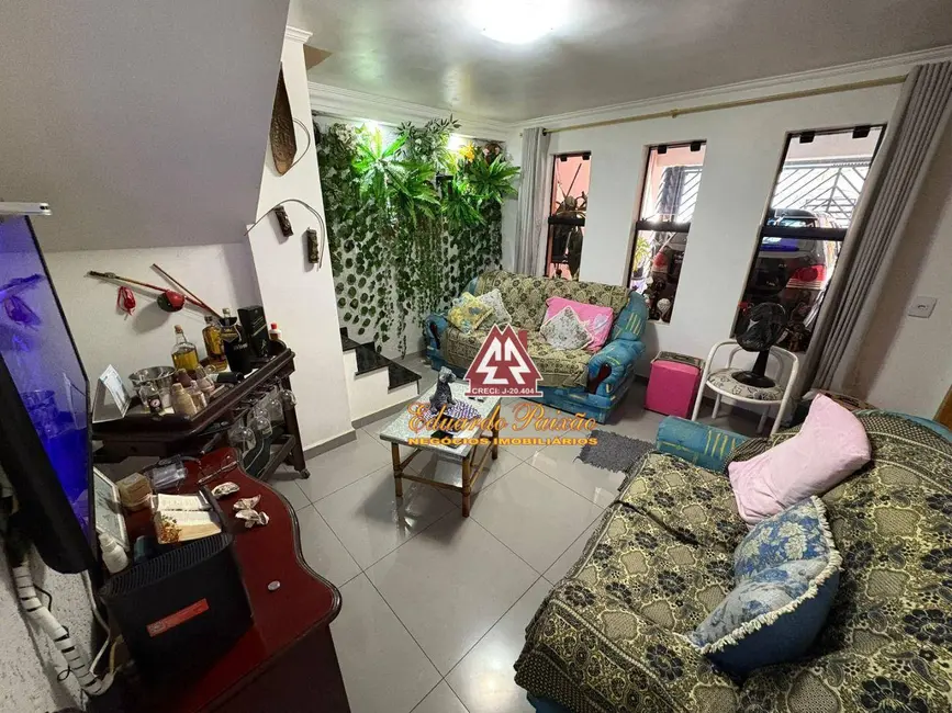 Foto 3 de Sobrado com 2 quartos para alugar, 158m2 em Jardim Terezópolis, Guarulhos - SP