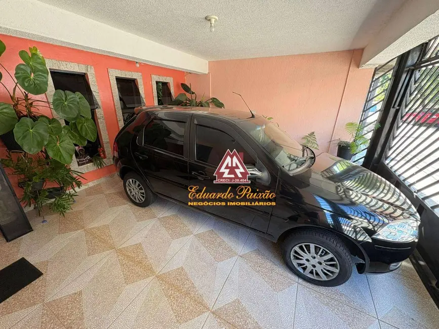 Foto 2 de Sobrado com 2 quartos para alugar, 158m2 em Jardim Terezópolis, Guarulhos - SP