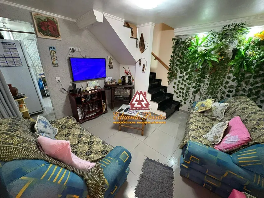 Foto 4 de Sobrado com 2 quartos para alugar, 158m2 em Jardim Terezópolis, Guarulhos - SP