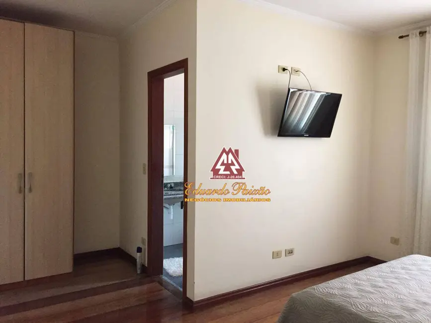Foto 8 de Sobrado com 3 quartos à venda, 250m2 em Jardim Gumercindo, Guarulhos - SP