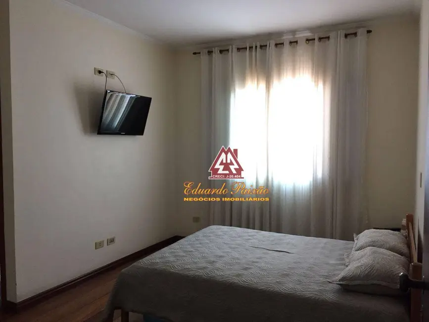 Foto 9 de Sobrado com 3 quartos à venda, 250m2 em Jardim Gumercindo, Guarulhos - SP