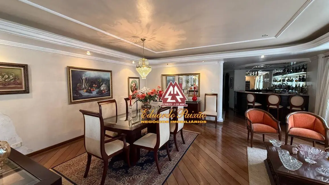 Sobrado com 4 quartos à venda, 240m2 em Jardim Barbosa, Guarulhos - SP - imagem 7 Foto 7 de Sobrado com 4 quartos à venda, 240m2 em Jardim Barbosa, Guarulhos - SP