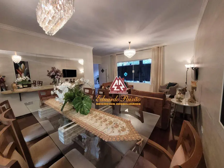 Foto 3 de Casa com 3 quartos à venda, 225m2 em Jardim São Judas Tadeu, Guarulhos - SP