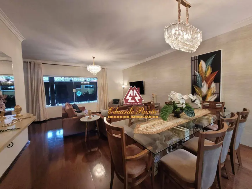 Foto 4 de Casa com 3 quartos à venda, 225m2 em Jardim São Judas Tadeu, Guarulhos - SP