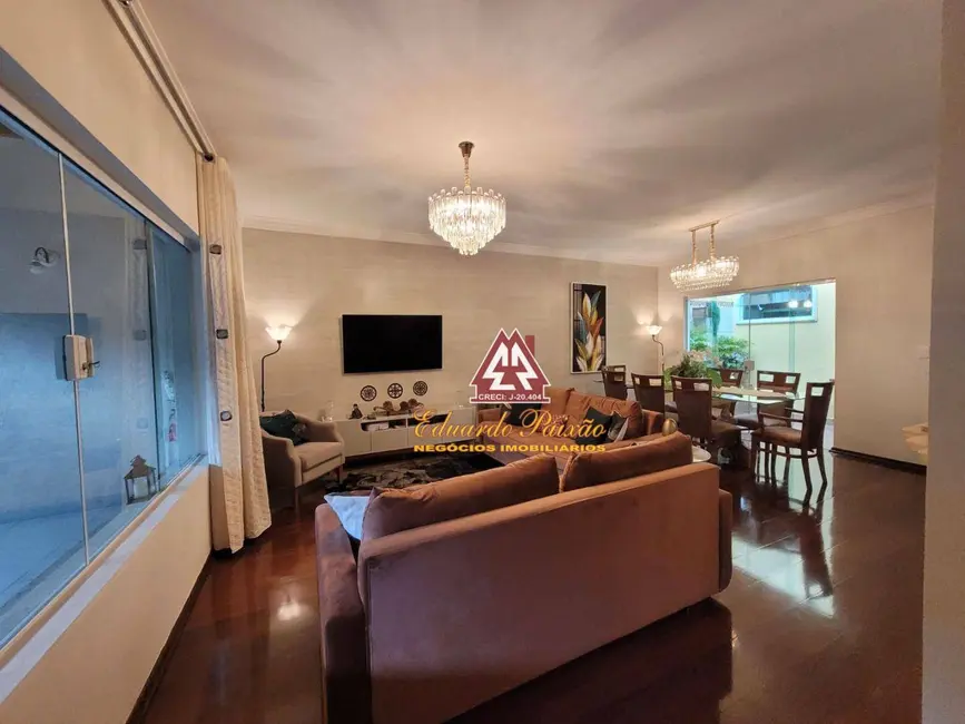 Foto 5 de Casa com 3 quartos à venda, 225m2 em Jardim São Judas Tadeu, Guarulhos - SP
