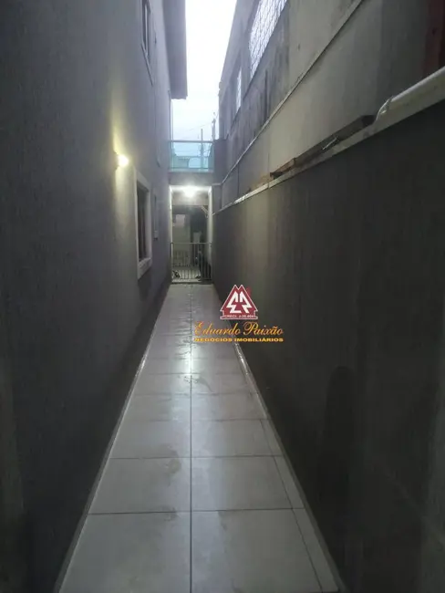 Sobrado com 3 quartos à venda, 125m2 em Jardim Bela Vista, Guarulhos - SP - imagem 9 Foto 9 de Sobrado com 3 quartos à venda, 125m2 em Jardim Bela Vista, Guarulhos - SP