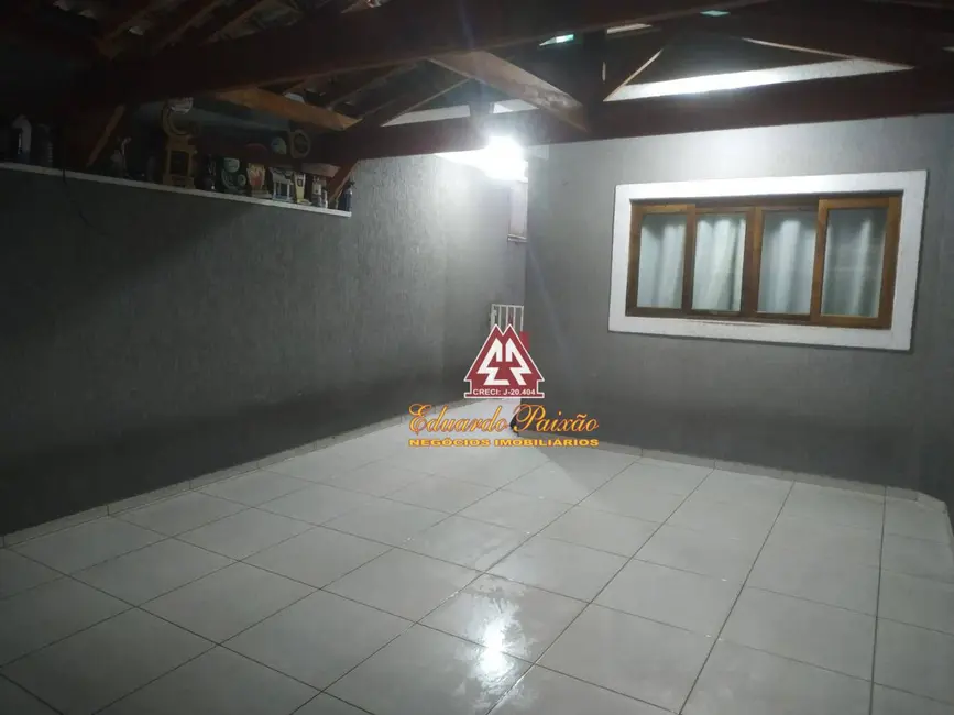 Sobrado com 3 quartos à venda, 125m2 em Jardim Bela Vista, Guarulhos - SP - imagem 3 Foto 3 de Sobrado com 3 quartos à venda, 125m2 em Jardim Bela Vista, Guarulhos - SP