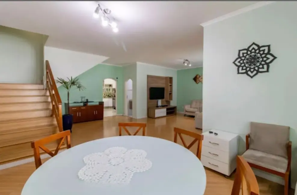 Foto 2 de Casa com 3 quartos à venda, 300m2 em Jardim Bom Clima, Guarulhos - SP
