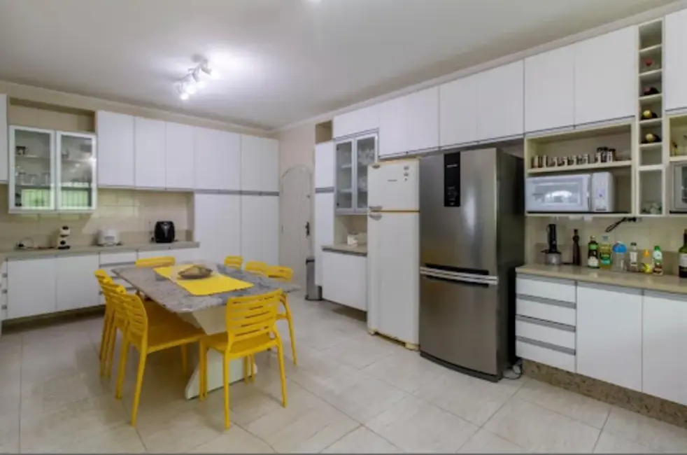 Foto 6 de Casa com 3 quartos à venda, 300m2 em Jardim Bom Clima, Guarulhos - SP