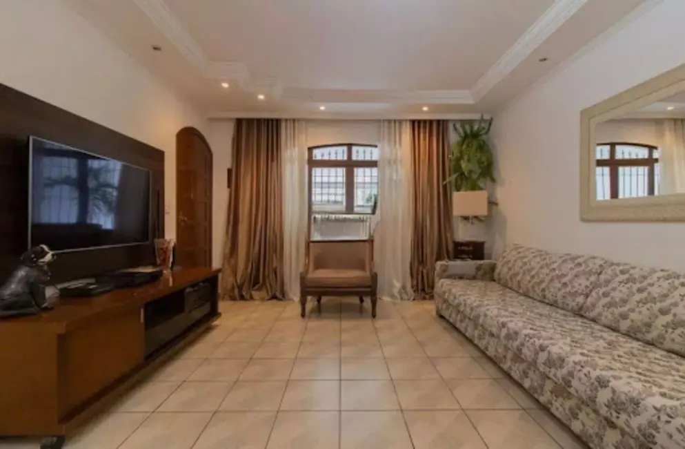 Foto 3 de Sobrado com 3 quartos à venda, 199m2 em Jardim Bom Clima, Guarulhos - SP