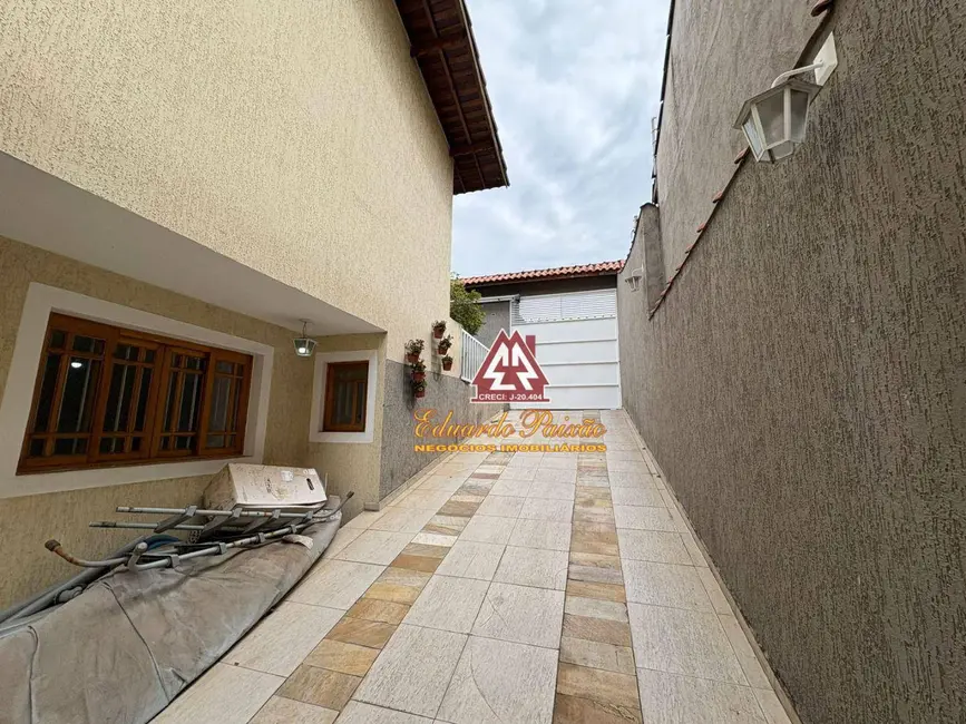 Foto 7 de Casa com 3 quartos para alugar, 250m2 em Jardim Santa Mena, Guarulhos - SP