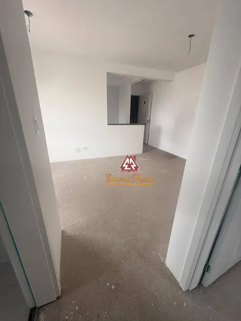 Foto 3 de Apartamento com 2 quartos à venda, 56m2 em Vila Galvão, Guarulhos - SP