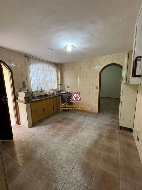 Foto 9 de Casa com 2 quartos à venda e para alugar, 150m2 em Vila Francisco Mineiro, Guarulhos - SP