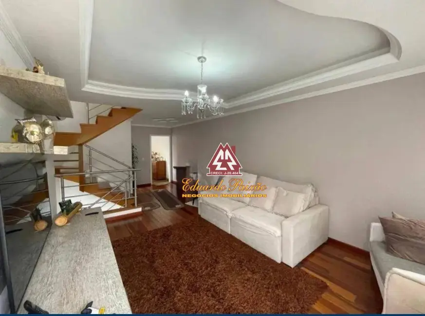 Foto 1 de Sobrado com 3 quartos à venda, 164m2 em Picanço, Guarulhos - SP