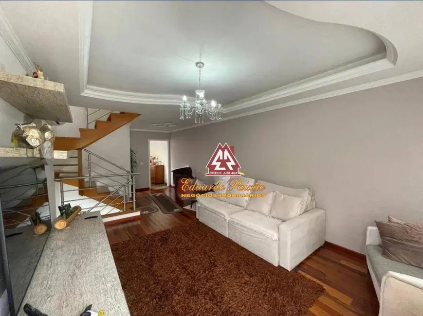 Foto 2 de Sobrado com 3 quartos à venda, 164m2 em Picanço, Guarulhos - SP