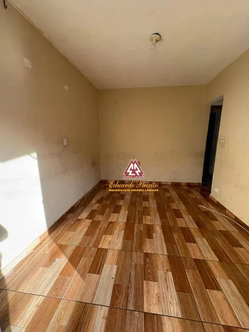 Casa com 2 quartos para alugar, 175m2 em Parque Santo Antônio, Guarulhos - SP - imagem 1 Foto 1 de Casa com 2 quartos para alugar, 175m2 em Parque Santo Antônio, Guarulhos - SP