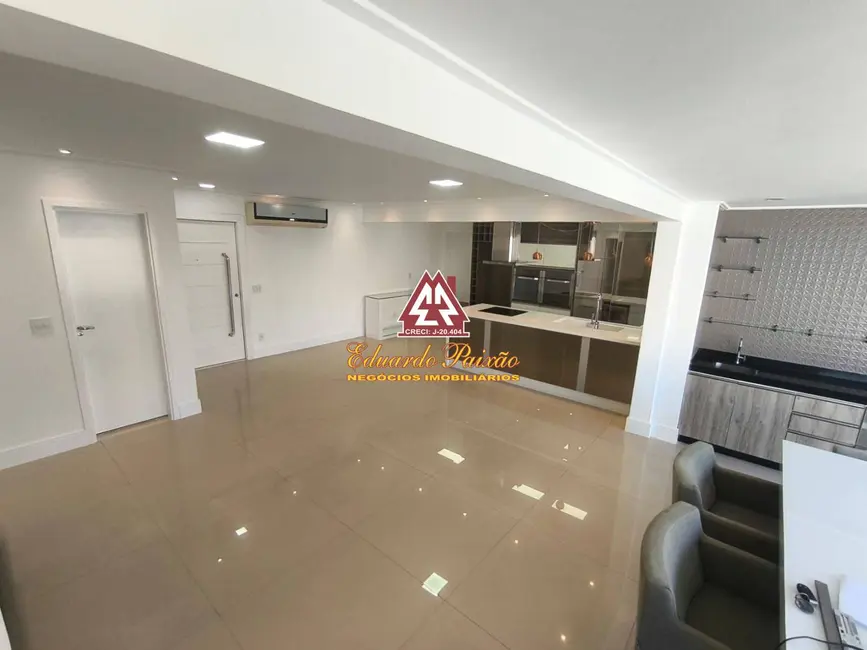 Foto 3 de Apartamento com 3 quartos para alugar, 217m2 em Jardim Flor da Montanha, Guarulhos - SP