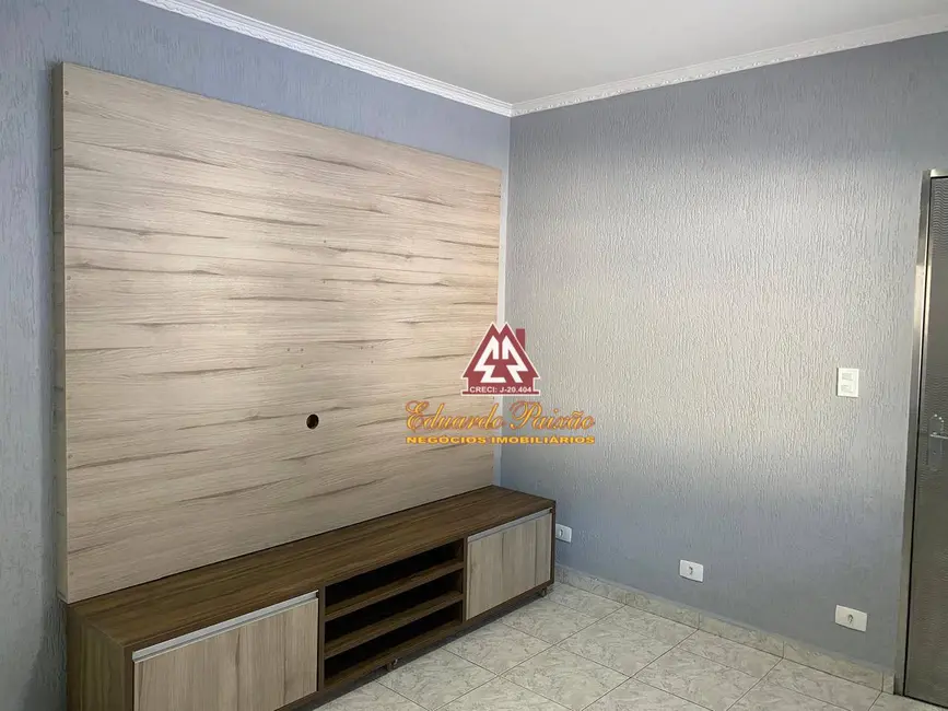 Casa com 2 quartos à venda, 250m2 em Jardim Gracinda, Guarulhos - SP - imagem 8 Foto 8 de Casa com 2 quartos à venda, 250m2 em Jardim Gracinda, Guarulhos - SP