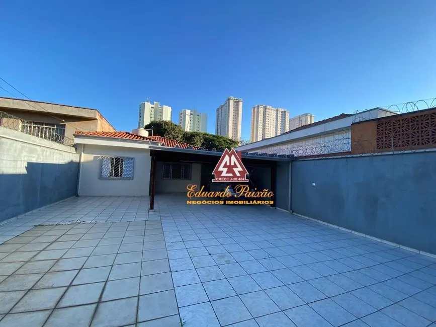 Casa com 2 quartos à venda, 250m2 em Jardim Gracinda, Guarulhos - SP - imagem 1 Foto 1 de Casa com 2 quartos à venda, 250m2 em Jardim Gracinda, Guarulhos - SP
