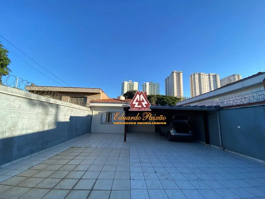 Casa com 2 quartos à venda, 250m2 em Jardim Gracinda, Guarulhos - SP - imagem 2 Foto 2 de Casa com 2 quartos à venda, 250m2 em Jardim Gracinda, Guarulhos - SP
