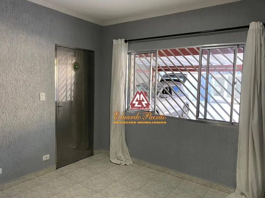 Casa com 2 quartos à venda, 250m2 em Jardim Gracinda, Guarulhos - SP - imagem 6 Foto 6 de Casa com 2 quartos à venda, 250m2 em Jardim Gracinda, Guarulhos - SP