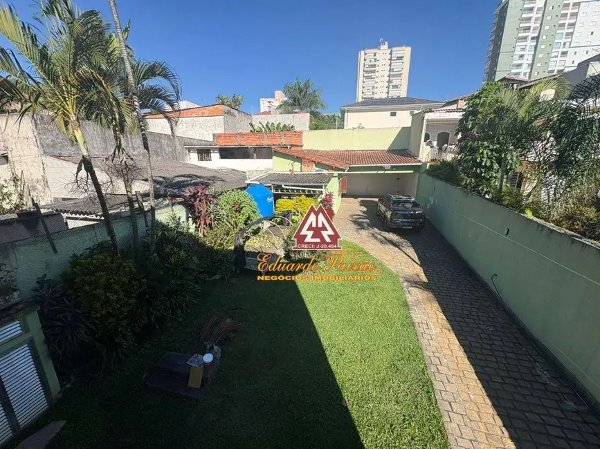 Sobrado com 4 quartos para alugar, 300m2 em Vila Galvão, Guarulhos - SP - imagem 2 Foto 2 de Sobrado com 4 quartos para alugar, 300m2 em Vila Galvão, Guarulhos - SP