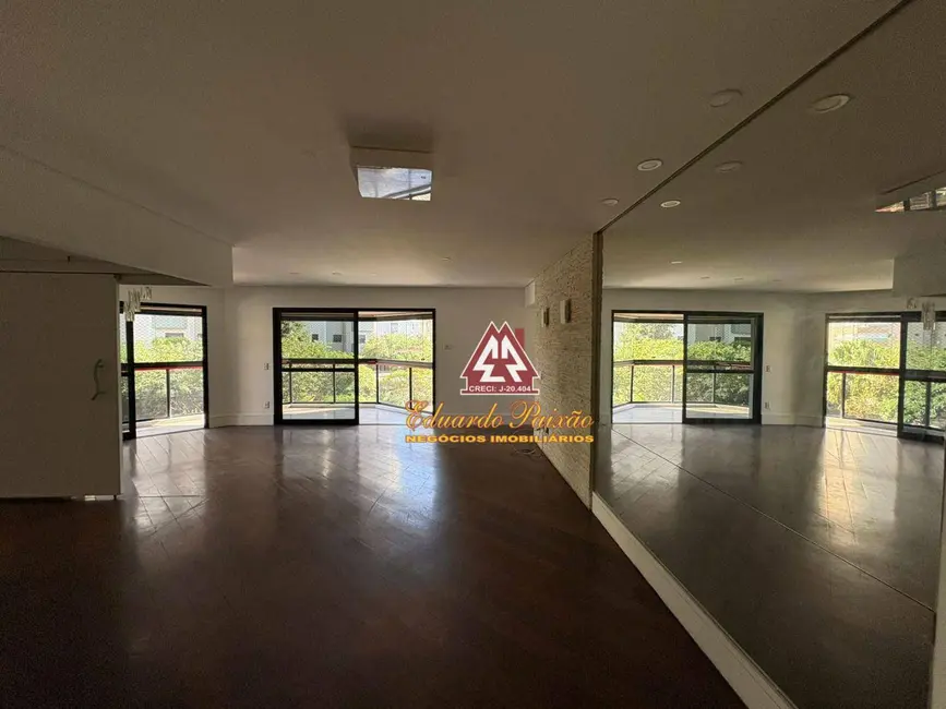 Apartamento com 4 quartos à venda e para alugar, 285m2 em Camargos, Guarulhos - SP - imagem 6 Foto 6 de Apartamento com 4 quartos à venda e para alugar, 285m2 em Camargos, Guarulhos - SP