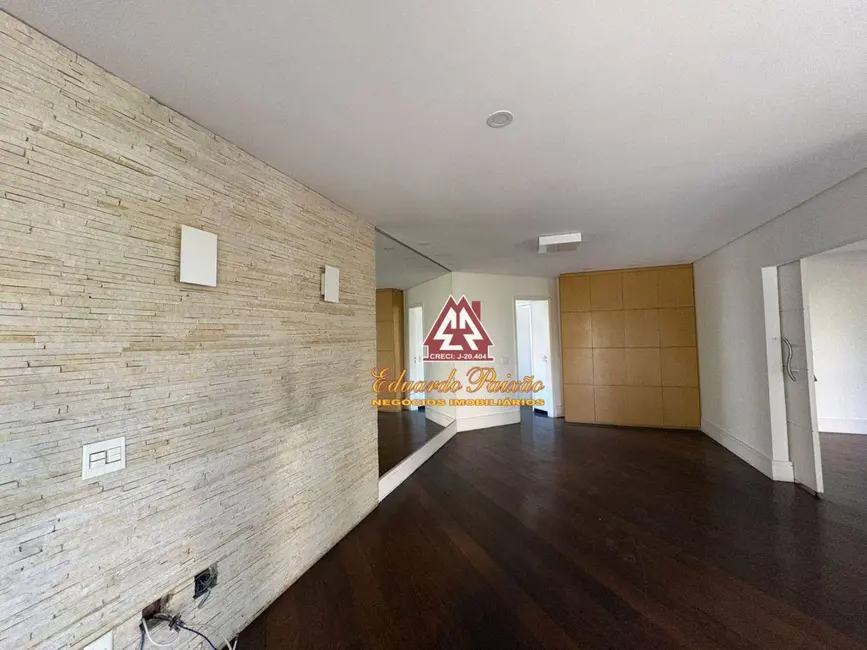 Apartamento com 4 quartos à venda e para alugar, 285m2 em Camargos, Guarulhos - SP - imagem 7 Foto 7 de Apartamento com 4 quartos à venda e para alugar, 285m2 em Camargos, Guarulhos - SP