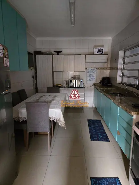 Foto 5 de Sobrado com 4 quartos à venda, 300m2 em Vila Galvão, Guarulhos - SP