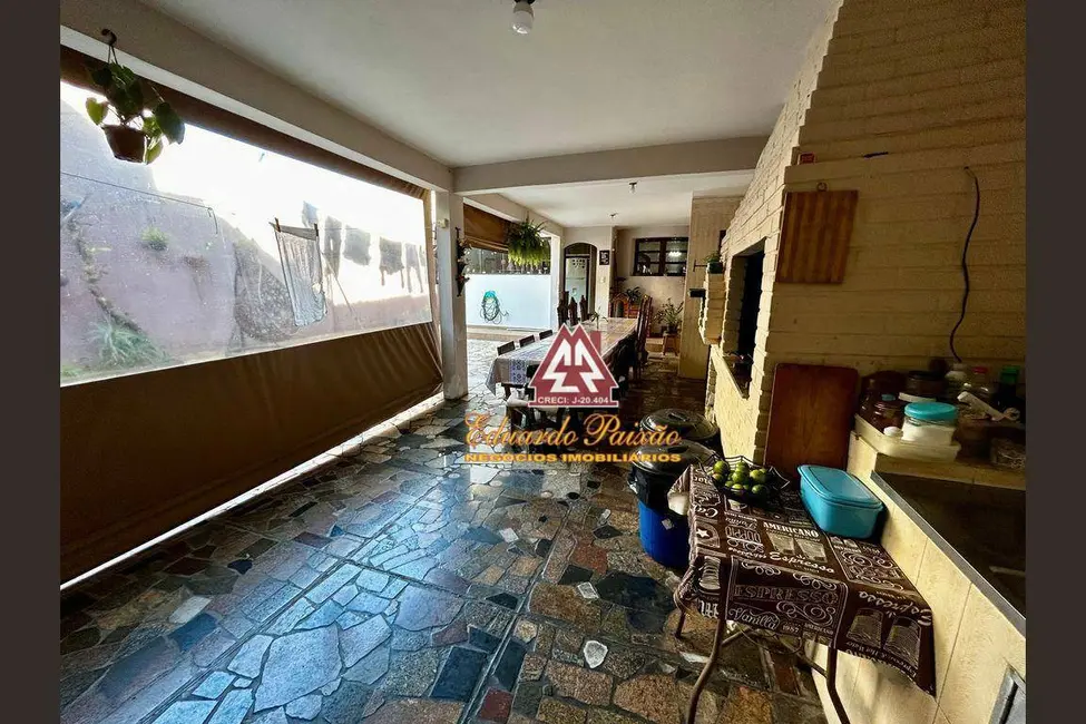 Sobrado com 5 quartos à venda, 500m2 em Gopoúva, Guarulhos - SP - imagem 6 Foto 6 de Sobrado com 5 quartos à venda, 500m2 em Gopoúva, Guarulhos - SP