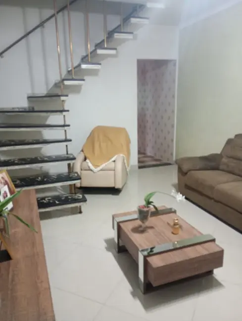 Foto 3 de Sobrado com 3 quartos à venda, 250m2 em Gopoúva, Guarulhos - SP