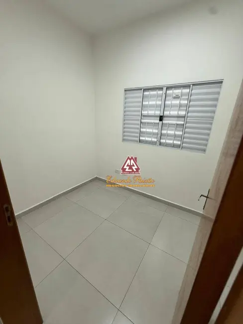 Casa com 3 quartos à venda, 150m2 em Aruja - SP - imagem 4 Foto 4 de Casa com 3 quartos à venda, 150m2 em Aruja - SP