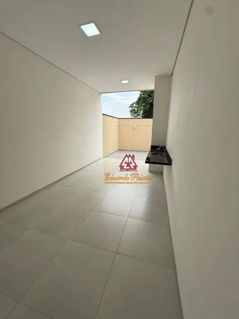 Casa com 3 quartos à venda, 150m2 em Aruja - SP - imagem 6 Foto 6 de Casa com 3 quartos à venda, 150m2 em Aruja - SP