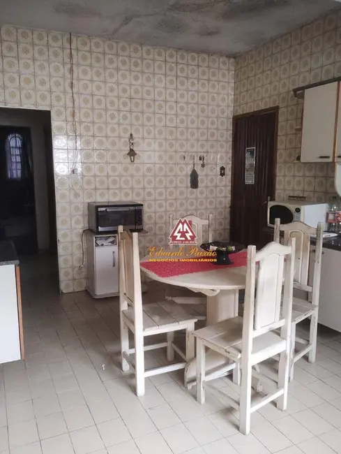 Foto 2 de Casa com 2 quartos à venda, 210m2 em Vila Augusta, Guarulhos - SP