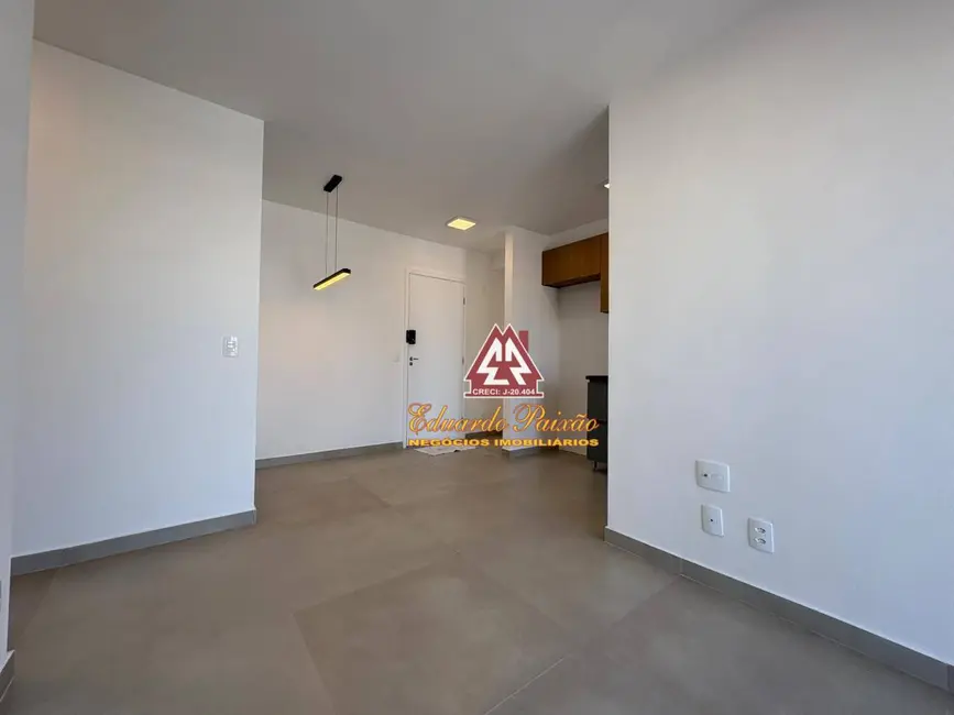 Foto 3 de Apartamento com 2 quartos para alugar, 47m2 em Vila das Bandeiras, Guarulhos - SP