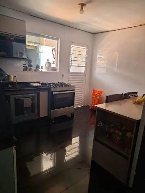 Sobrado com 3 quartos à venda, 79m2 em Jardim Santa Clara, Guarulhos - SP - imagem 6 Foto 6 de Sobrado com 3 quartos à venda, 79m2 em Jardim Santa Clara, Guarulhos - SP