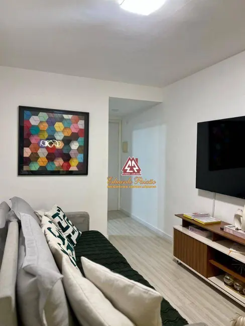 Foto 2 de Apartamento com 2 quartos à venda, 55m2 em Jardim Vila Galvão, Guarulhos - SP