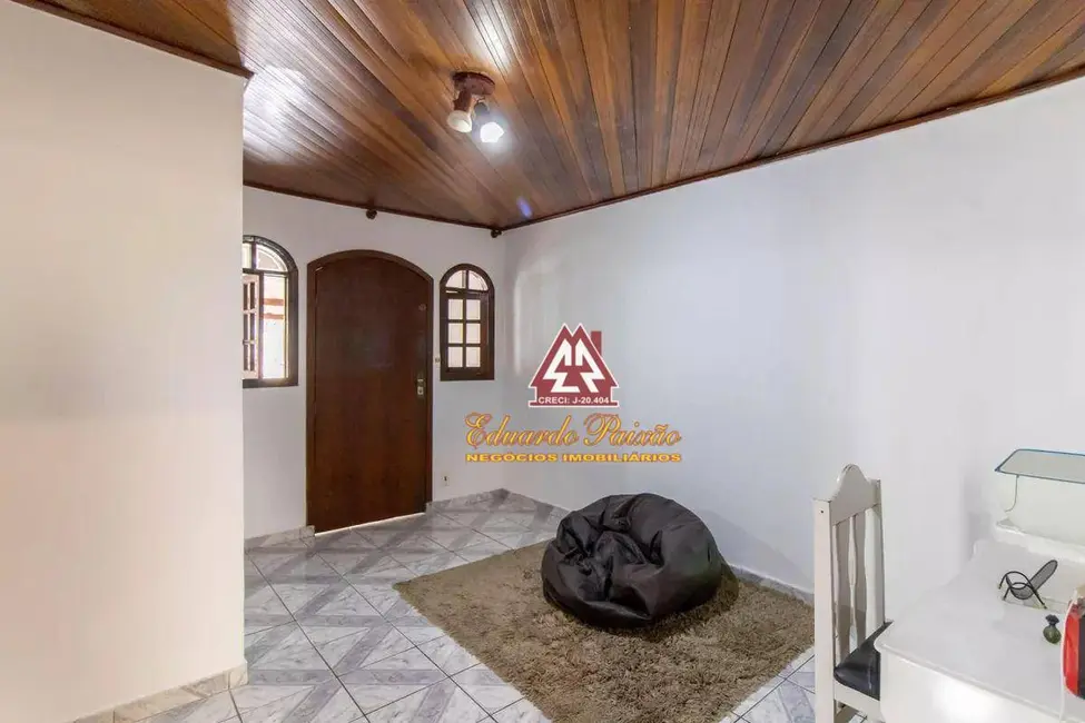 Casa com 3 quartos à venda, 272m2 em Vila Pascoal, Guarulhos - SP - imagem 6 Foto 6 de Casa com 3 quartos à venda, 272m2 em Vila Pascoal, Guarulhos - SP