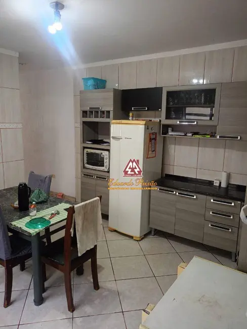 Foto 7 de Sobrado com 3 quartos à venda, 180m2 em Parque Primavera, Guarulhos - SP