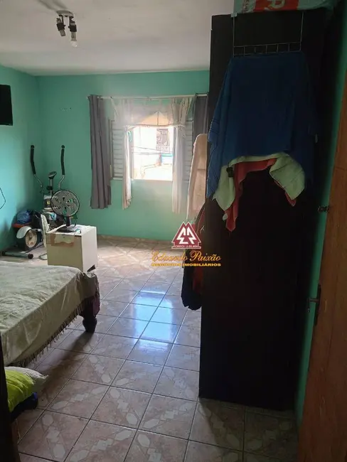 Foto 9 de Sobrado com 3 quartos à venda, 180m2 em Parque Primavera, Guarulhos - SP