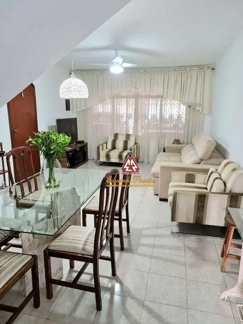 Foto 1 de Sobrado com 3 quartos à venda, 195m2 em Vila Galvão, Guarulhos - SP