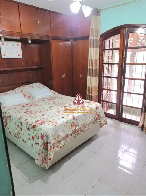 Foto 6 de Sobrado com 3 quartos à venda, 195m2 em Vila Galvão, Guarulhos - SP