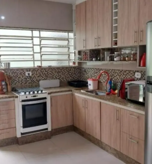 Foto 3 de Casa com 3 quartos à venda, 330m2 em Vila Galvão, Guarulhos - SP
